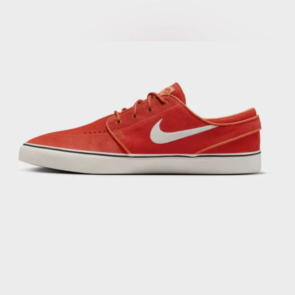 Nike step out